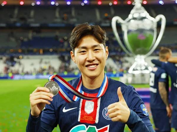Cầu thủ Hàn Quốc Lee Kang-in là tài năng trẻ đầy triển vọng