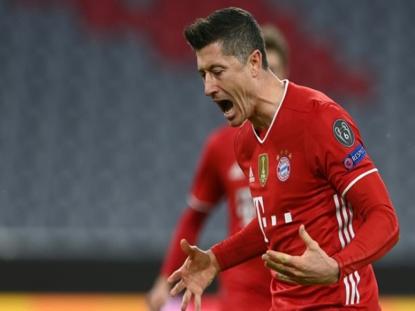 Robert Lewandowski – 33 hattrick