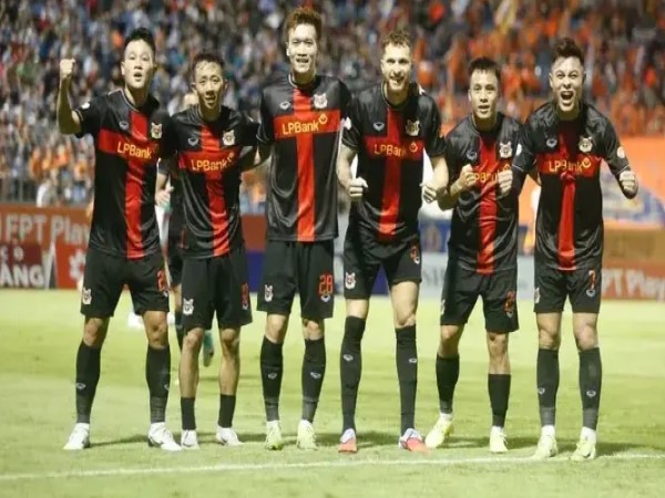 Tin V-League: Ninh Bình tiếp tục bay cao giữ vững ngôi đầu