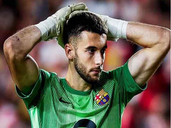 Joan Garcia khẳng định bản lĩnh phút cuối