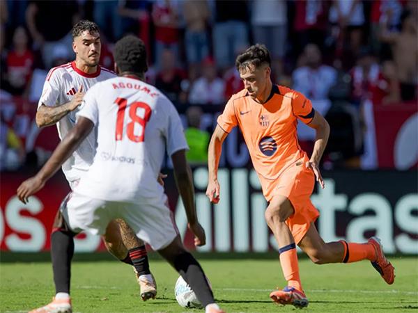 Tin VĐQG Tây Ban Nha: Cách Hansi Flick xử lý khủng hoảng