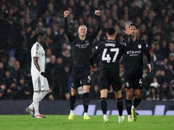 Khoảnh khắc sinh tử ở phút bù giờ Khoảnh khắc sinh tử ở phút bù giờ