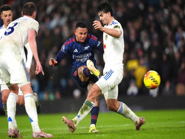 Tin BĐ: Arsenal đấu Chelsea Mikel Arteta tham vọng cú ăn 4